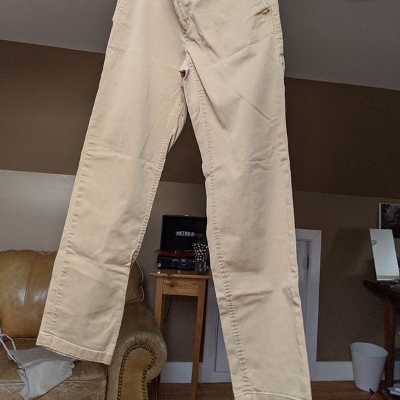 Banana Republic ultimate khaki Chinos - Picture 5 of 5